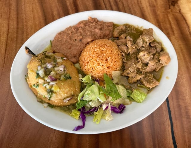 #3Chile Verde & Chile Relleno